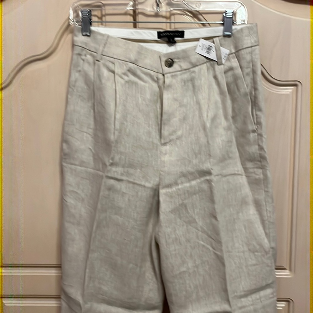 Banana Republic linen blend pleated pant